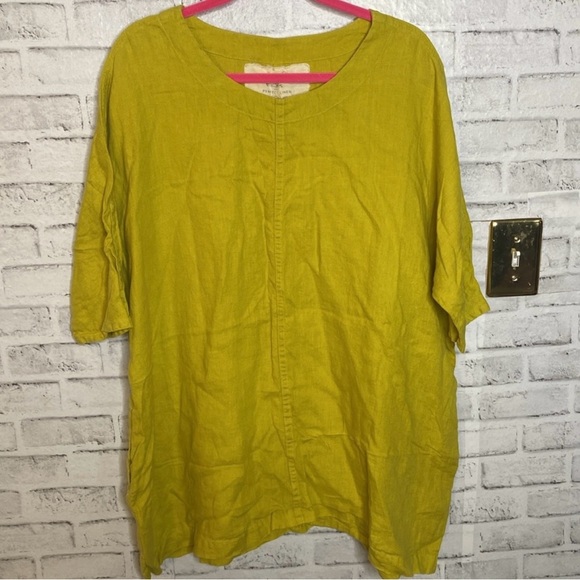 Not Perfect Linen tunic oversized - Picture 1 of 4